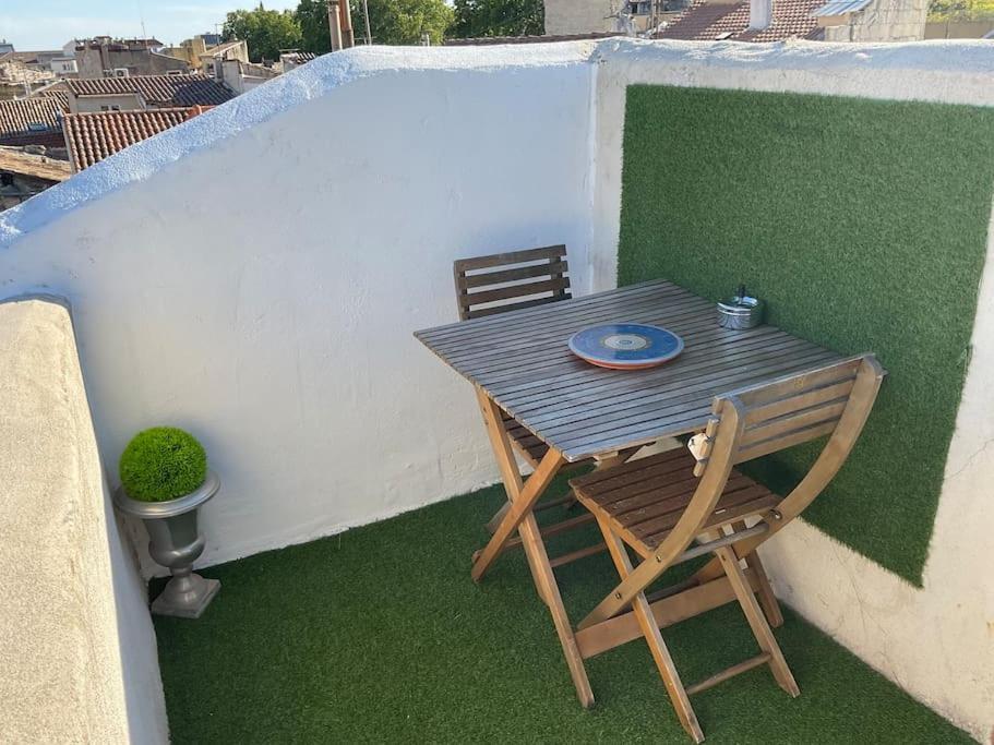 Appartement 1 Chb, Calme, Lumineux, Clim, Terrasse Avignon Exterior foto